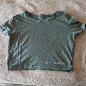 Booty Queen Crop Tshirt